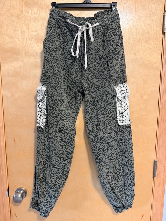 POL Pants - POL Green Leopard Print Jogger Pants with Crochet Pockets - small NWOT